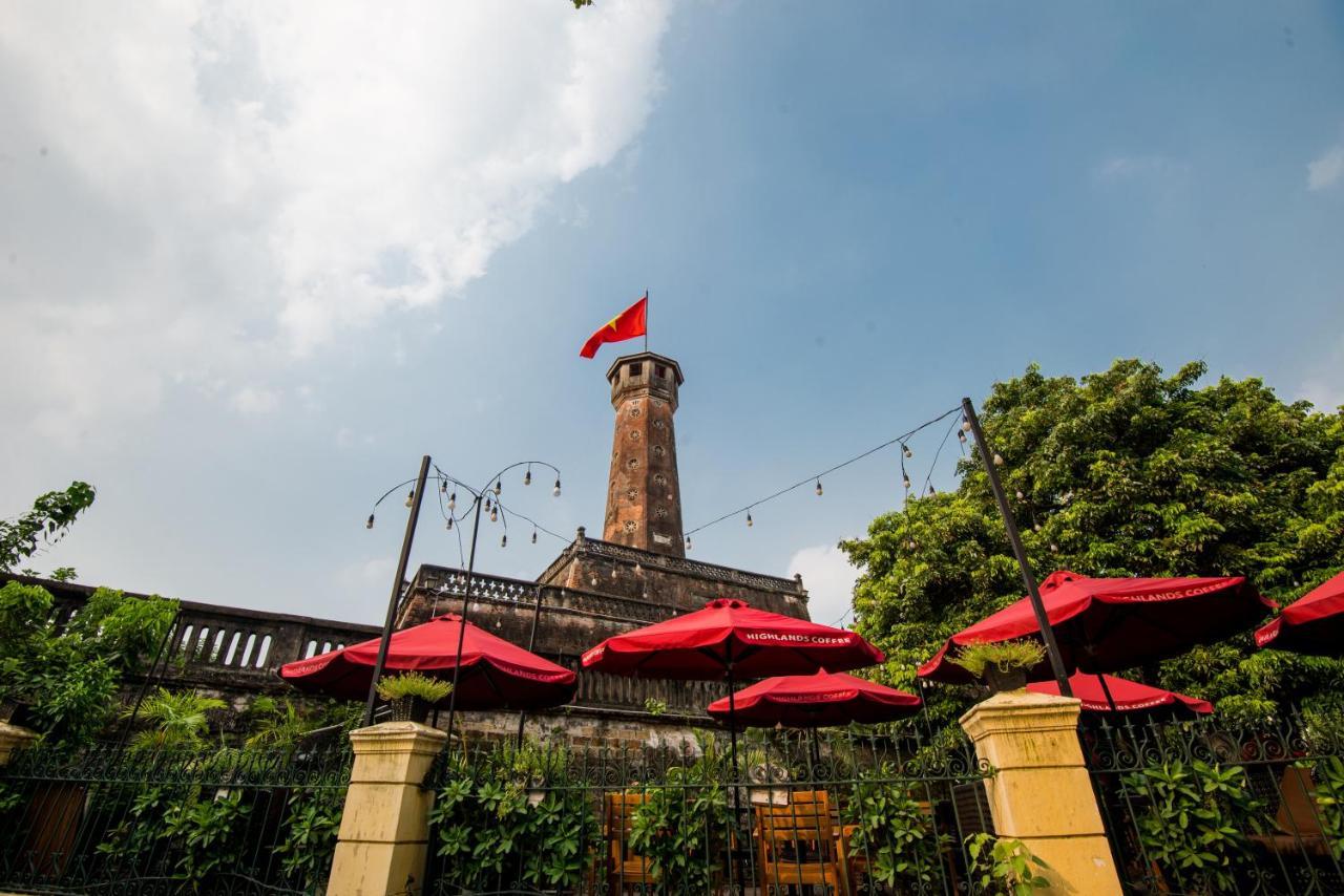 22Housing Hotel & Apartment 81 Linh Lang Hanoi Exterior photo