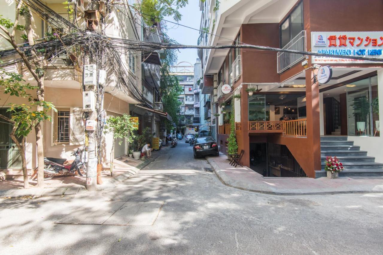 22Housing Hotel & Apartment 81 Linh Lang Hanoi Exterior photo
