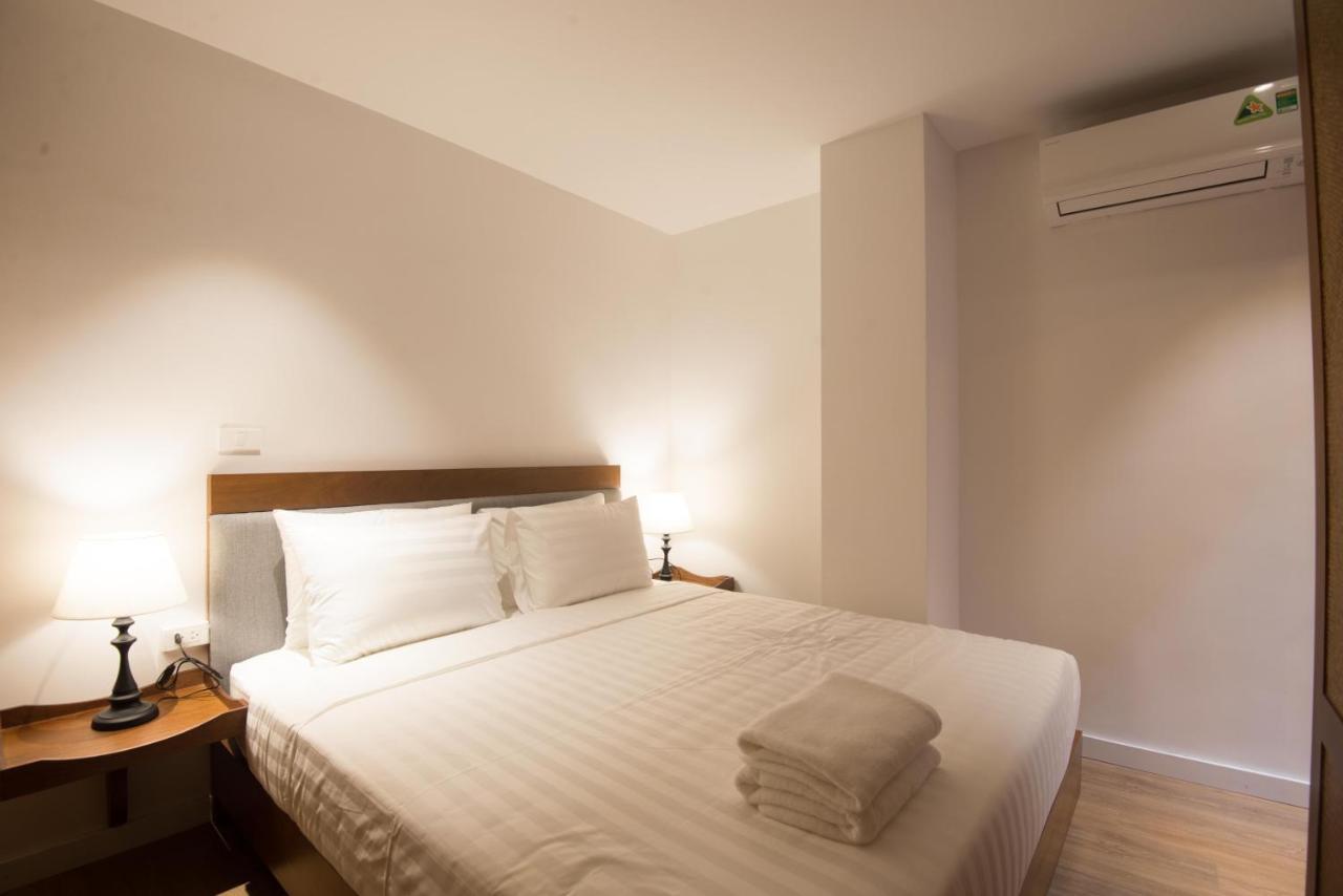 22Housing Hotel & Apartment 81 Linh Lang Hanoi Exterior photo